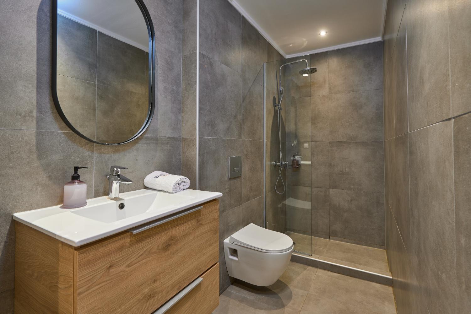 Elephant Suites Солун Екстериор снимка